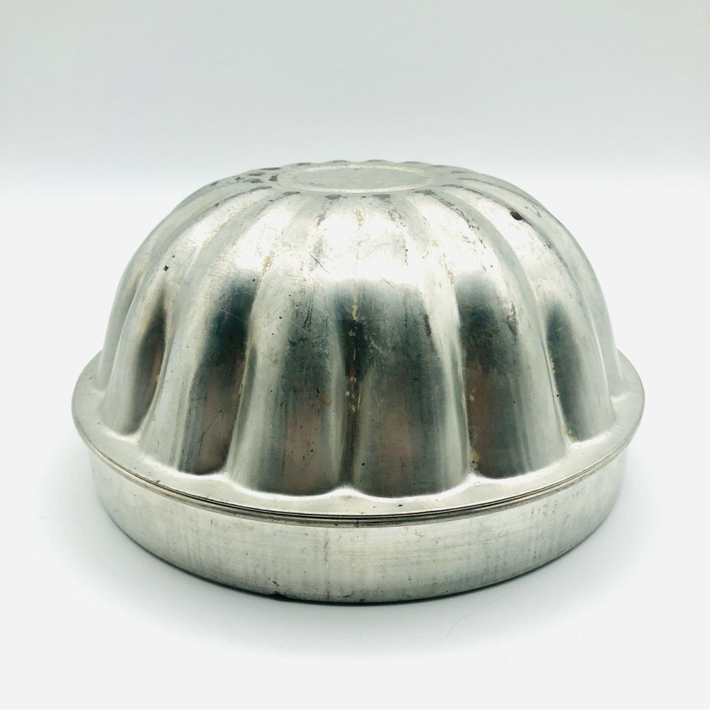 Vintage Pudding Bread Jello Cake Mold